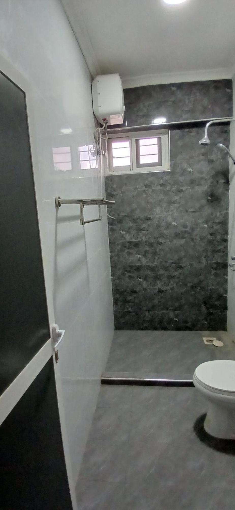 Elite Apartment, Banana-very Near To International Airport