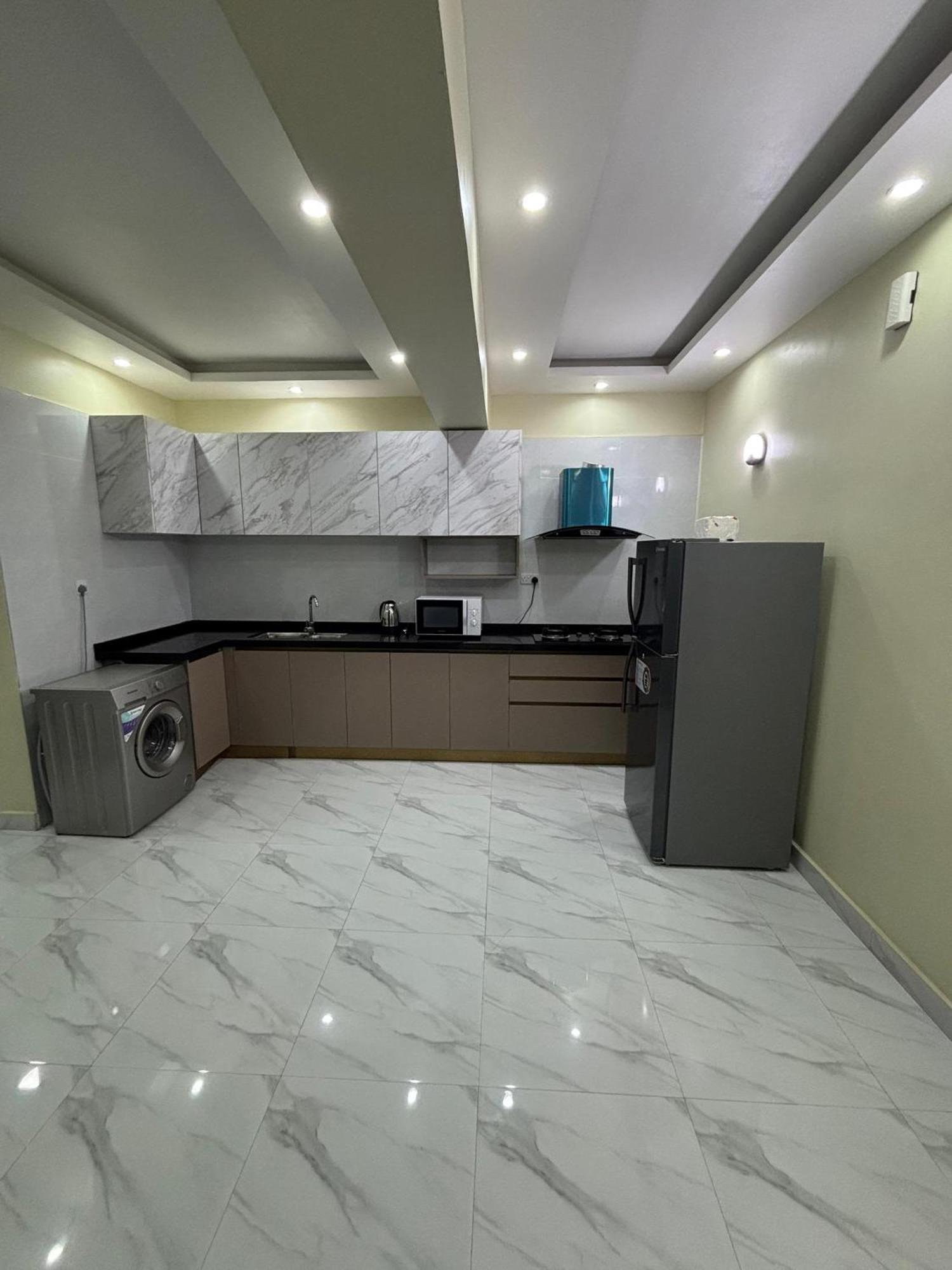 Elite Apartment, Banana-very Near To International Airport