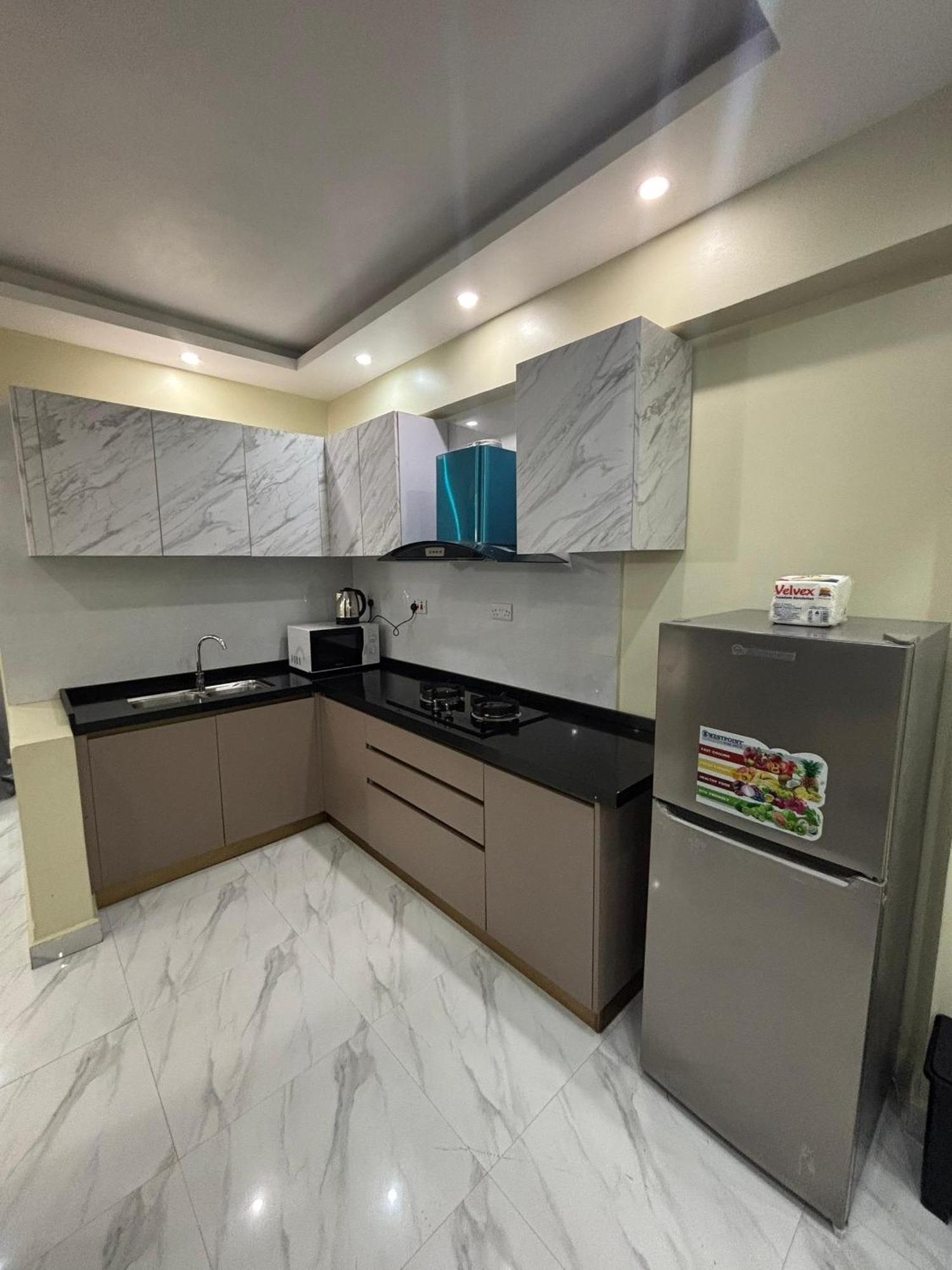 Elite Apartment, Banana-very Near To International Airport *